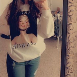 Marilyn Monroe sweater